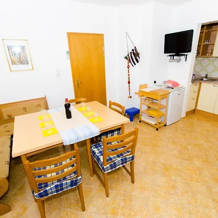 Karlovic Guest house Trogir